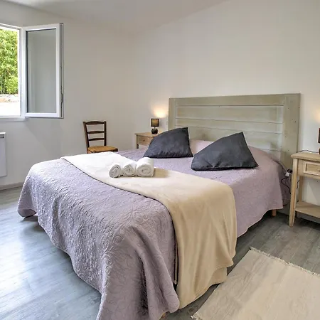 Holiday home Les Daims De Gardelac