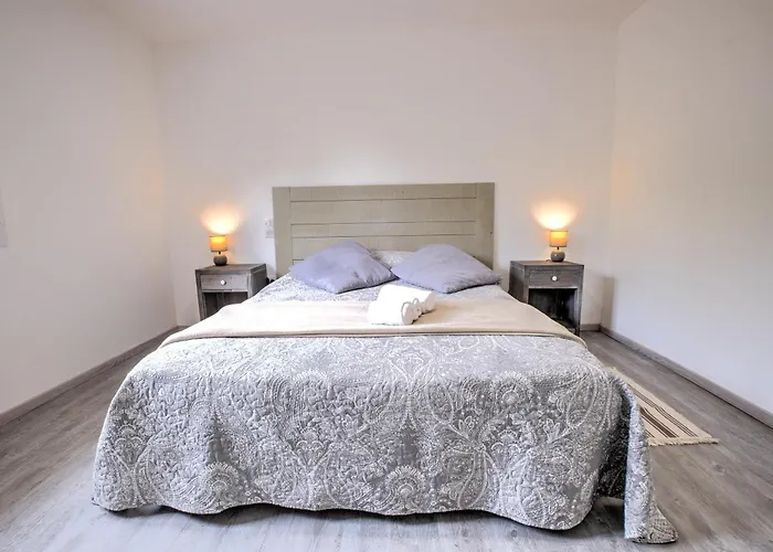 Les Daims De Gardelac Ferienhaus Saint-Rémy